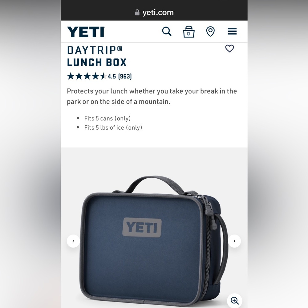 YETI Day trip lunchbox NWT Navy